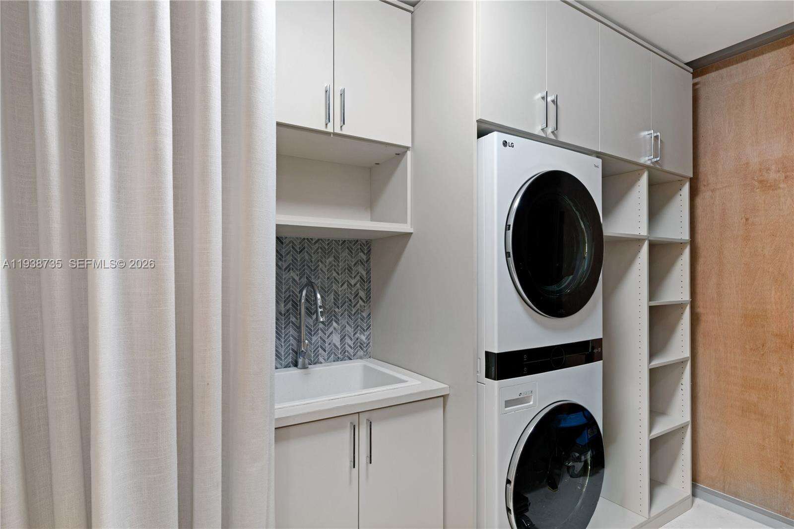 GLASS 120 - 120 Ocean Dr, Miami Beach, FL 33139 | Picture 38