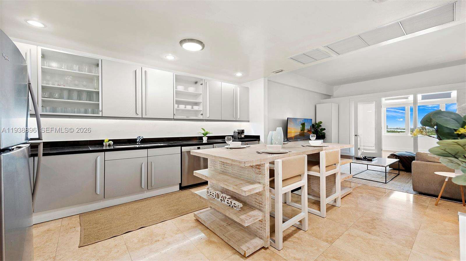 Roney Palace at 2301 Collins Ave, Miami Beach, FL 33139 - For Sale photo 18