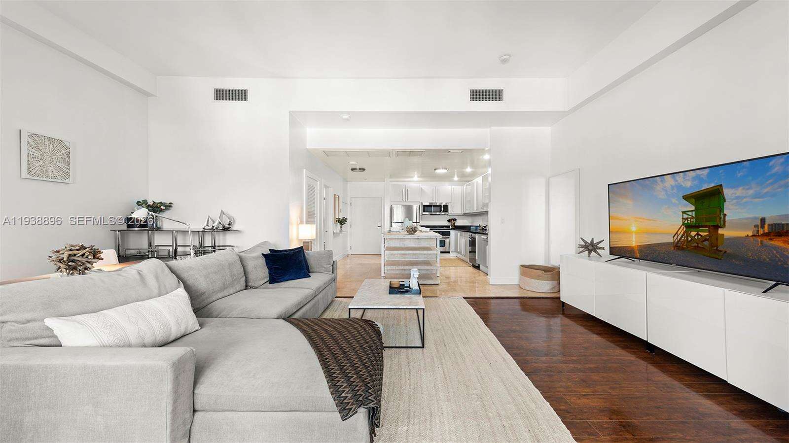Roney Palace at 2301 Collins Ave, Miami Beach, FL 33139 - For Sale photo 3