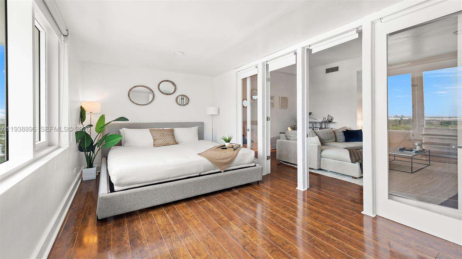 Roney Palace at 2301 Collins Ave, Miami Beach, FL 33139 - For Sale photo 5