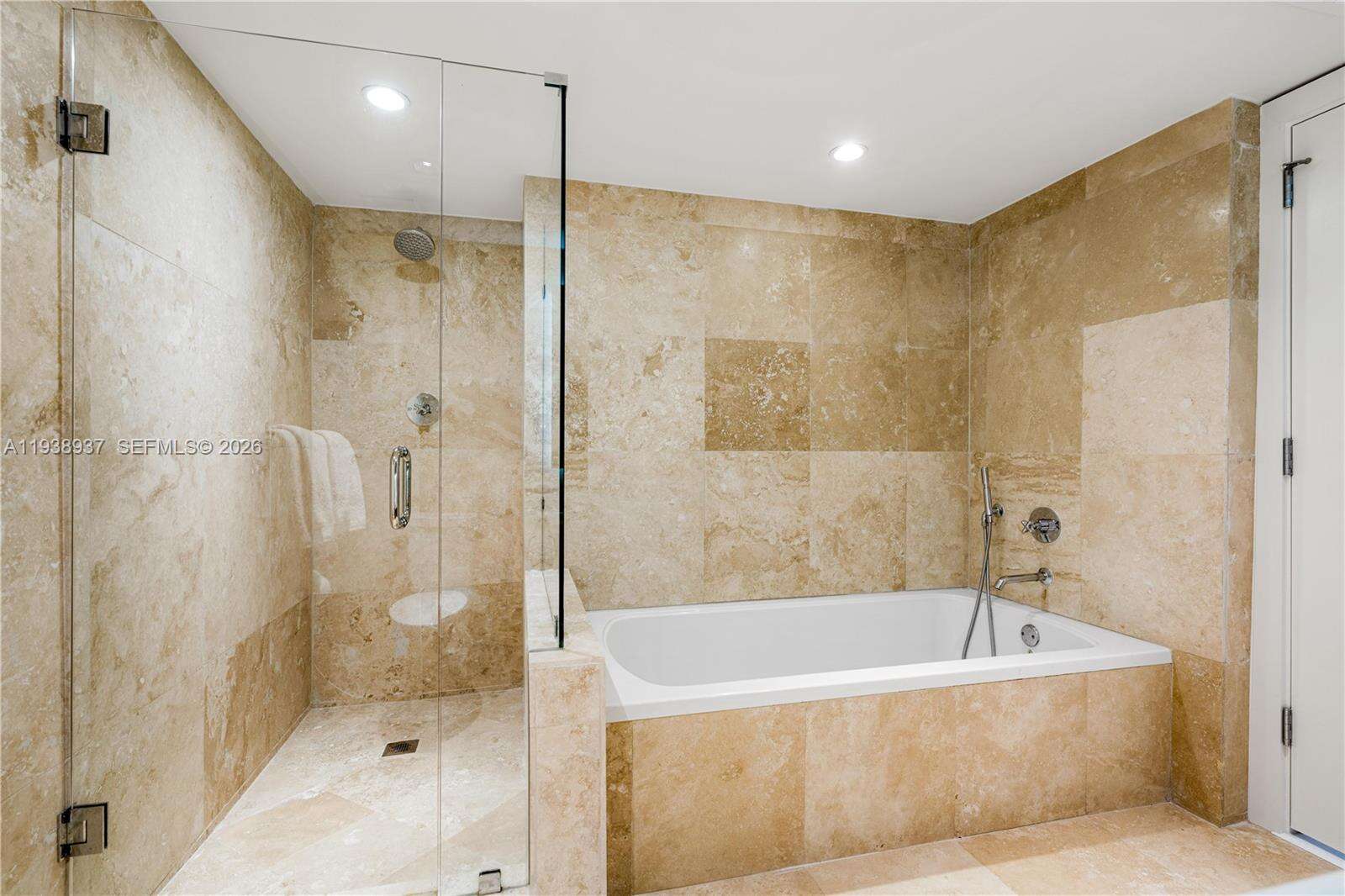 2399 COLLINS AVENUE - 102 24 St, Miami Beach, FL 33139 | Picture 25