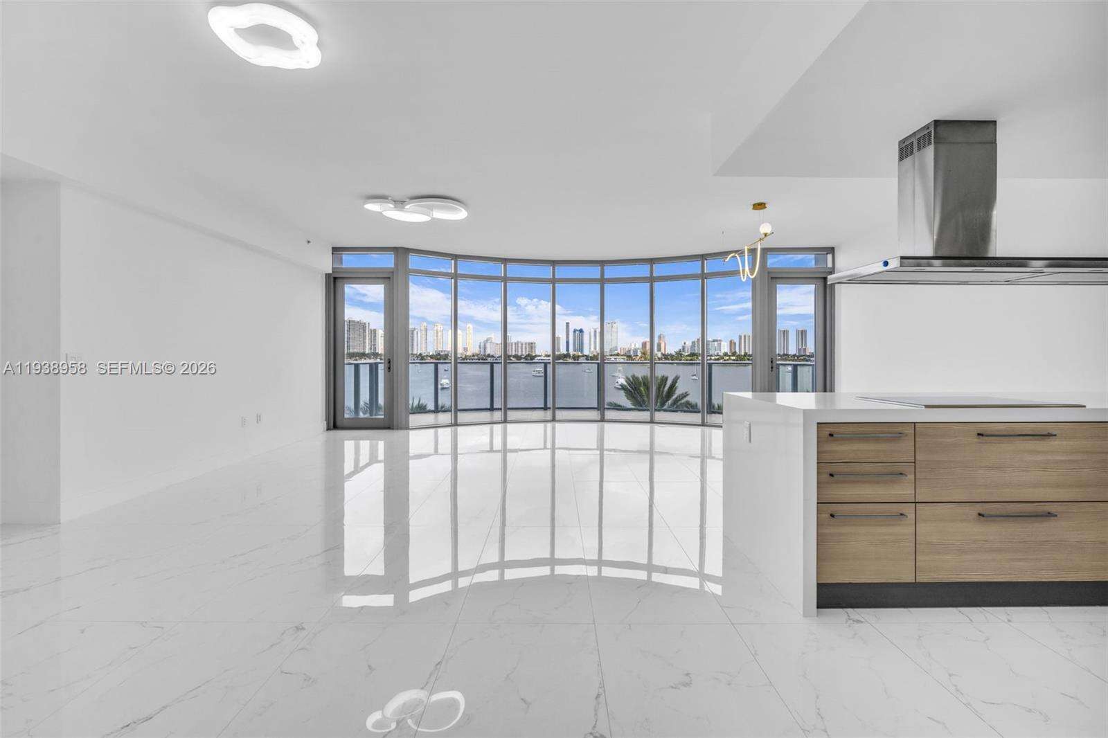 MARINA PALMS RESIDENCES SOUTH - 17111 Biscayne Blvd, North Miami Beach, FL 33160 | Picture 12