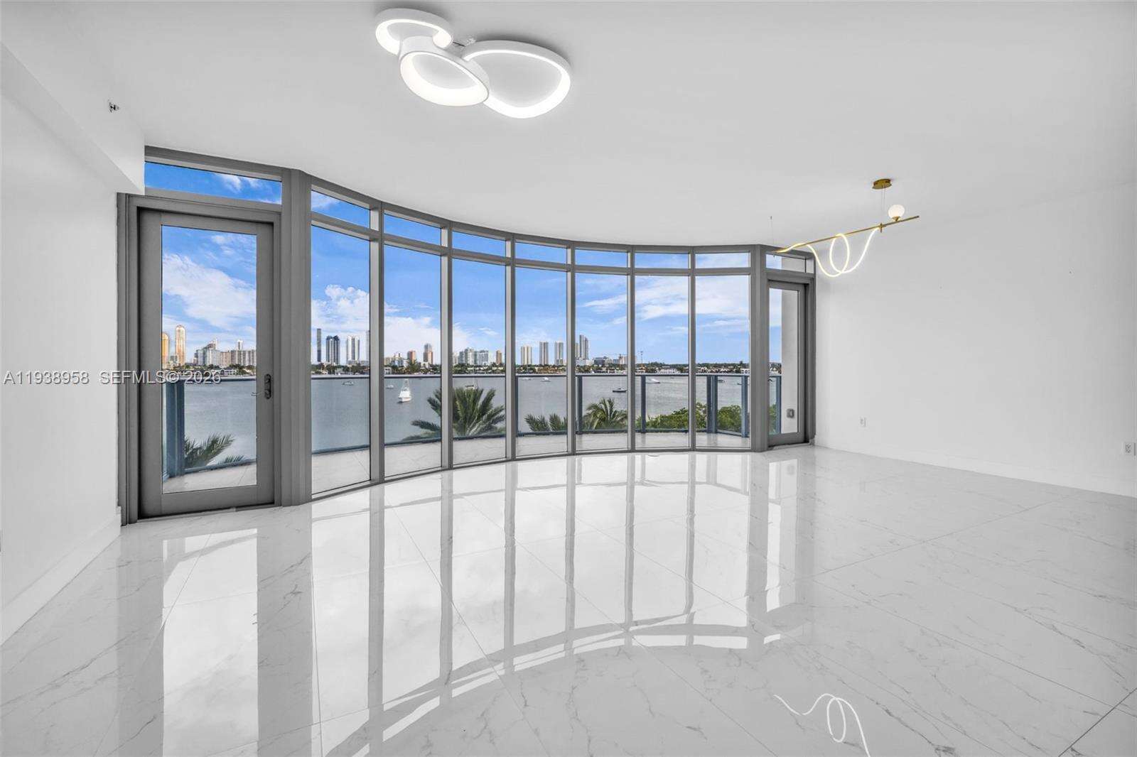 MARINA PALMS RESIDENCES SOUTH - 17111 Biscayne Blvd, North Miami Beach, FL 33160 | Picture 6