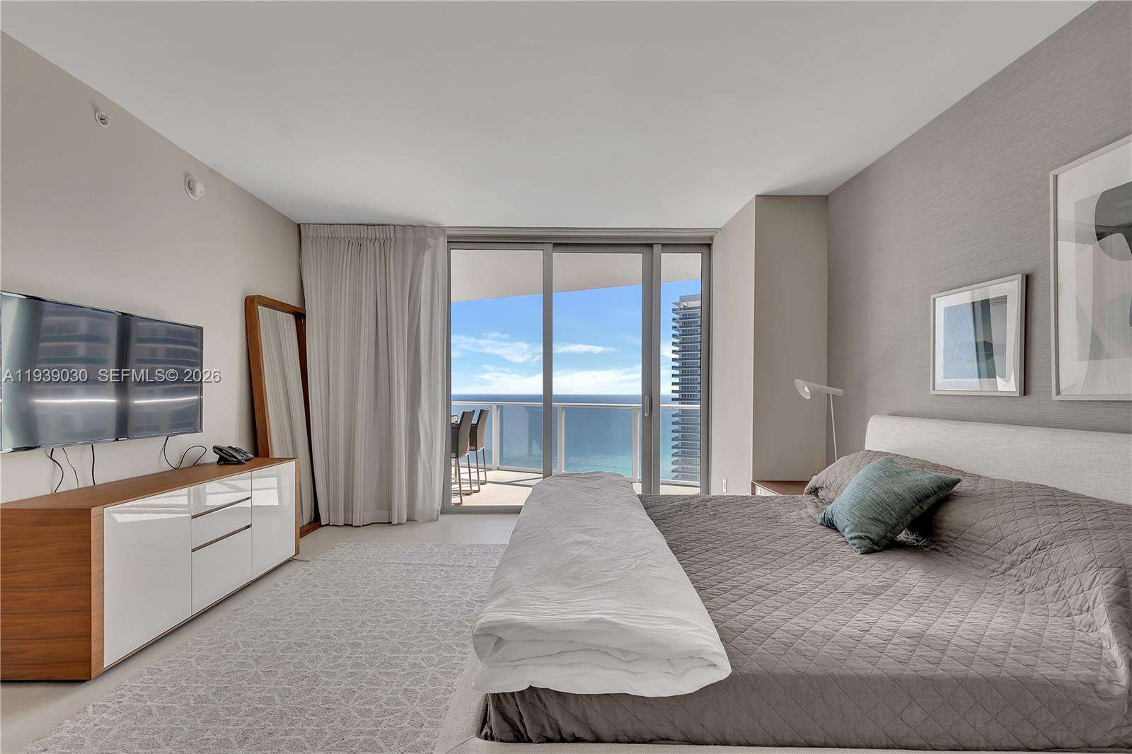 4111 SOUTH OCEAN DRIVE CONDO HOTEL - 4111 Ocean Dr, Hollywood, FL 33019 | Picture 13
