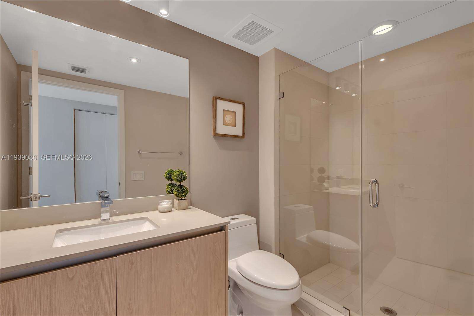 4111 SOUTH OCEAN DRIVE CONDO HOTEL - 4111 Ocean Dr, Hollywood, FL 33019 | Picture 16