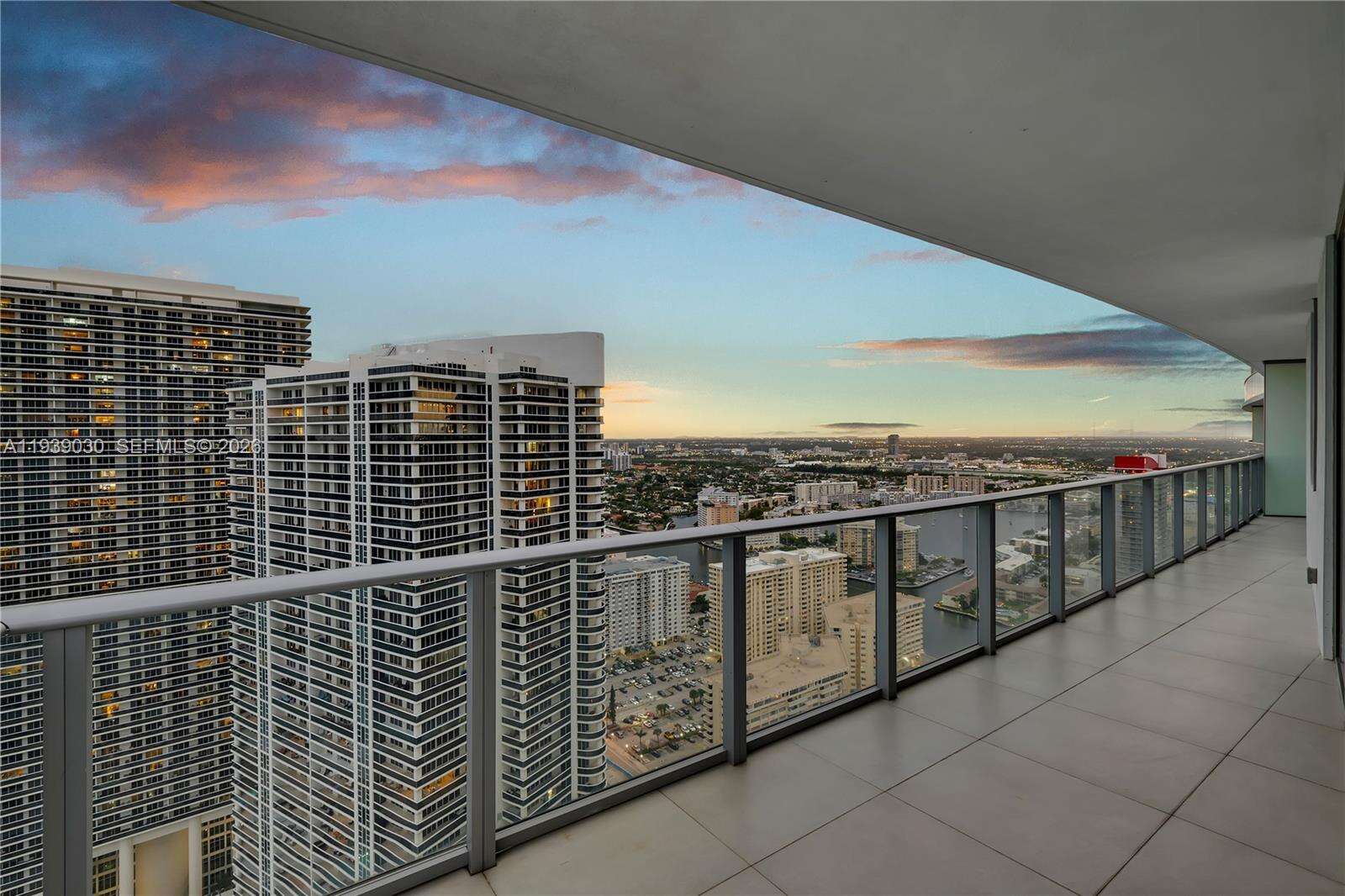 4111 SOUTH OCEAN DRIVE CONDO HOTEL - 4111 Ocean Dr, Hollywood, FL 33019 | Picture 24
