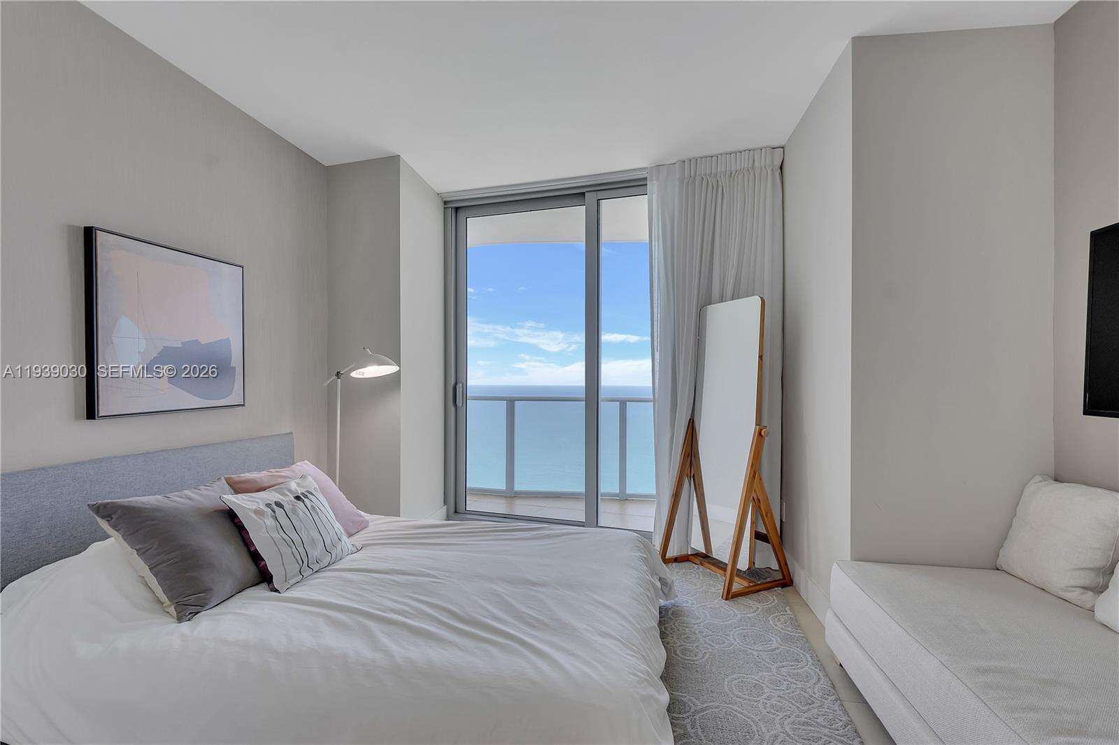 4111 SOUTH OCEAN DRIVE CONDO HOTEL - 4111 Ocean Dr, Hollywood, FL 33019 | Picture 10