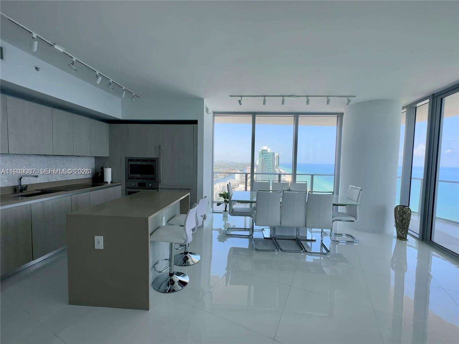 4111 SOUTH OCEAN DRIVE CONDO HOTEL - 4111 Ocean Dr, Hollywood, FL 33019 | Picture 2