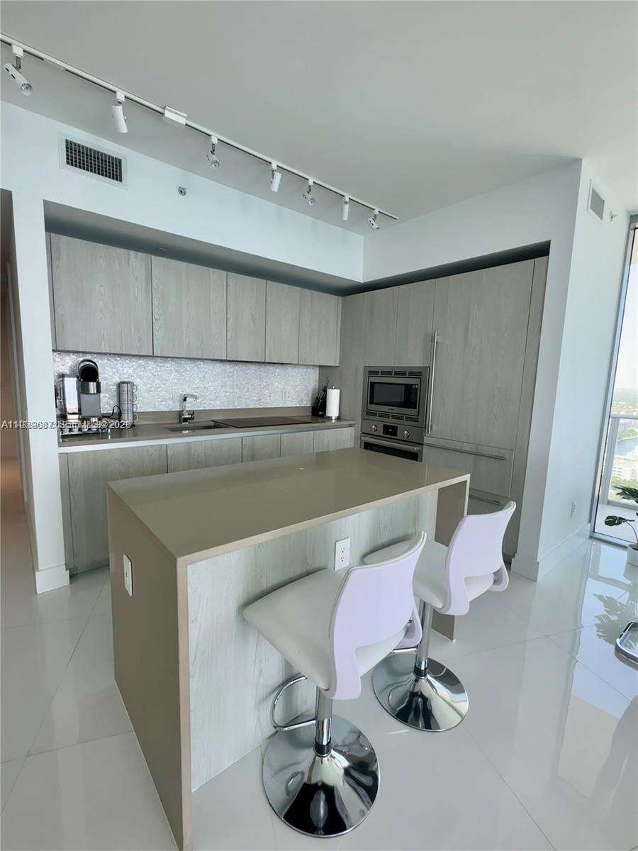 4111 SOUTH OCEAN DRIVE CONDO HOTEL - 4111 Ocean Dr, Hollywood, FL 33019 | Picture 12