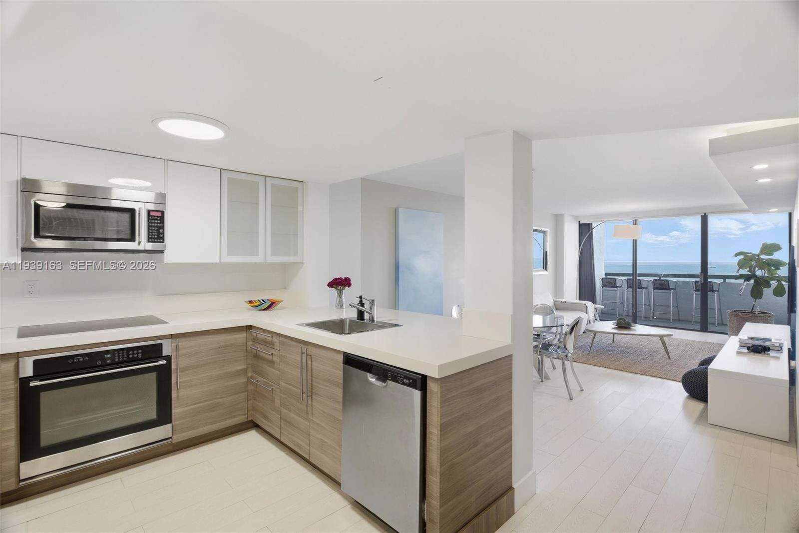 Club Atlantis at 2555 Collins Ave, Miami Beach, FL 33140 - For Sale photo 2