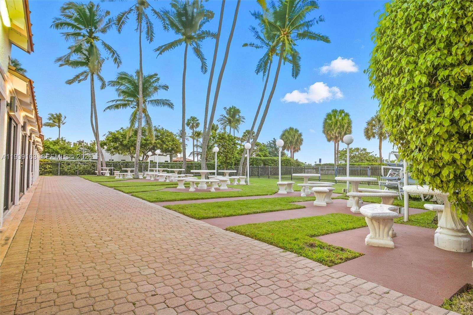 Club Atlantis at 2555 Collins Ave, Miami Beach, FL 33140 - For Sale photo 14