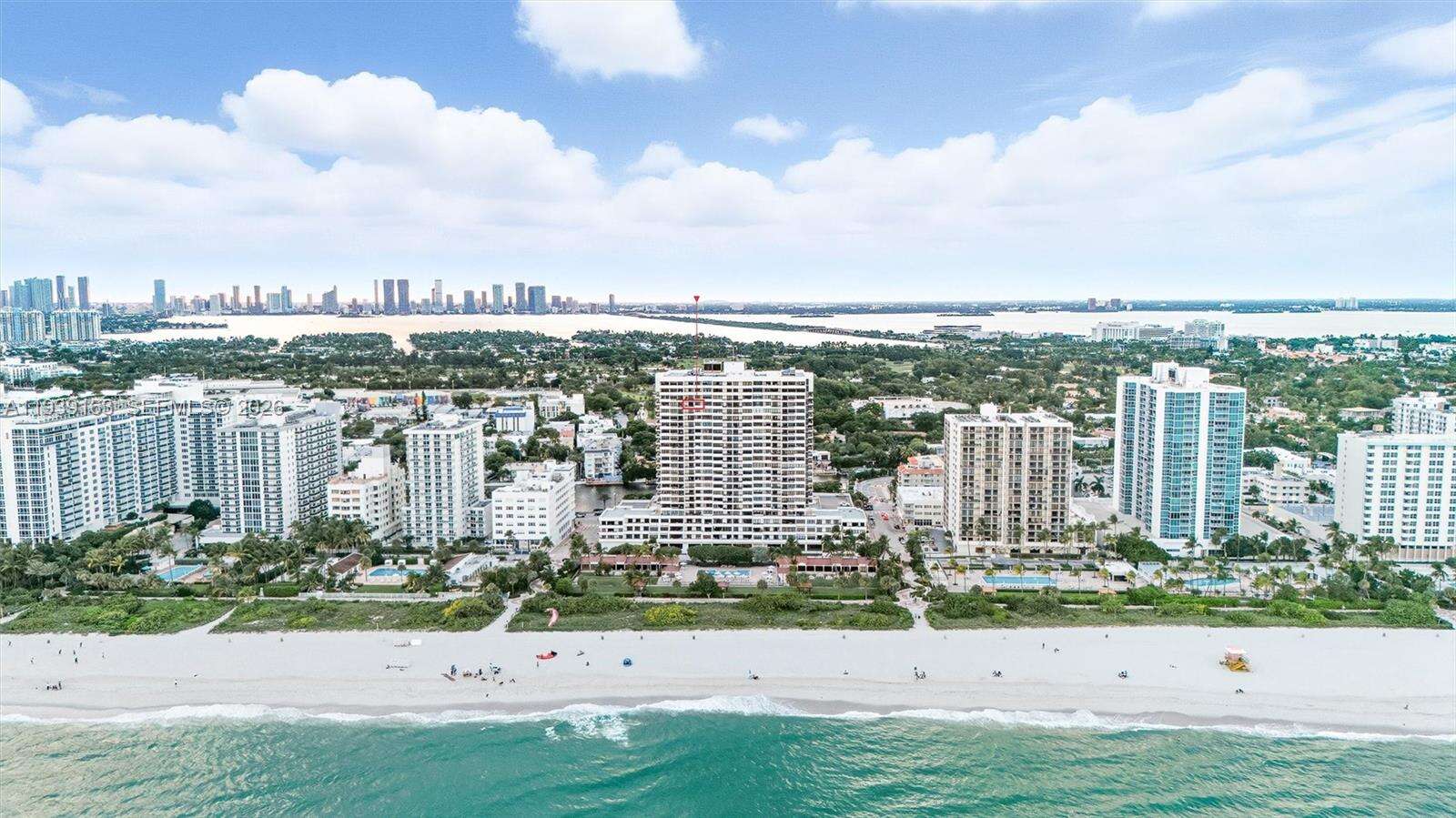 Club Atlantis at 2555 Collins Ave, Miami Beach, FL 33140 - For Sale photo 16