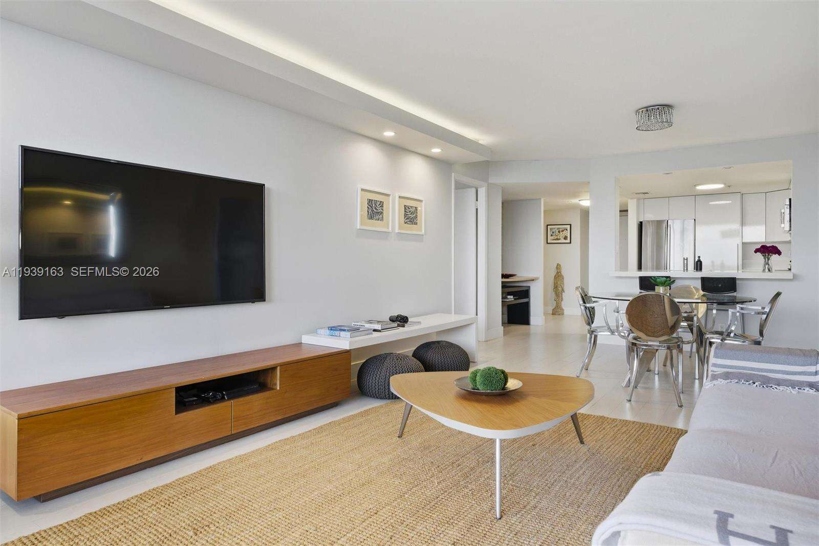 Club Atlantis at 2555 Collins Ave, Miami Beach, FL 33140 - For Sale photo 6