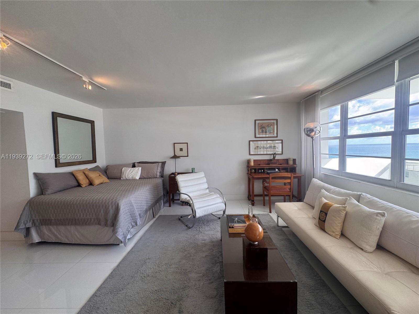 Decoplage at 100 Lincoln Rd, Miami Beach, FL 33139 - For Sale photo 3