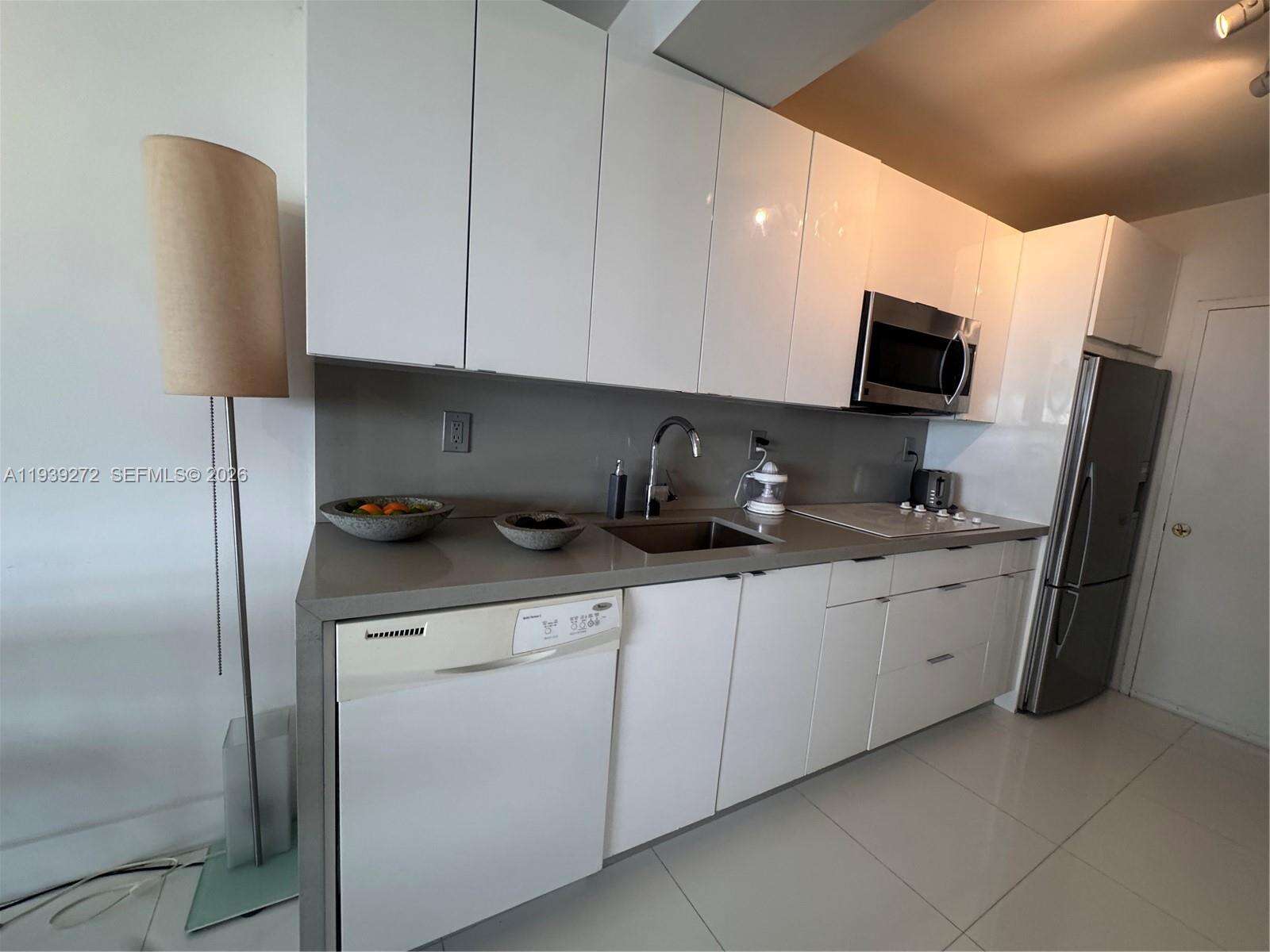 Decoplage at 100 Lincoln Rd, Miami Beach, FL 33139 - For Sale photo 6