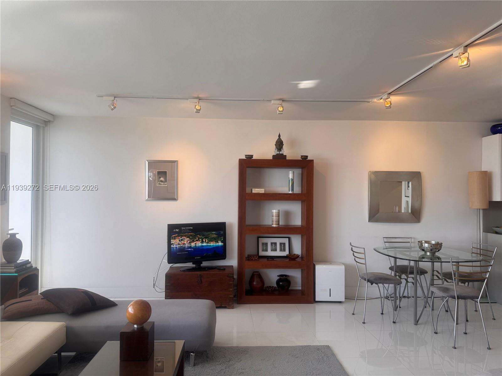 Decoplage at 100 Lincoln Rd, Miami Beach, FL 33139 - For Sale photo 10