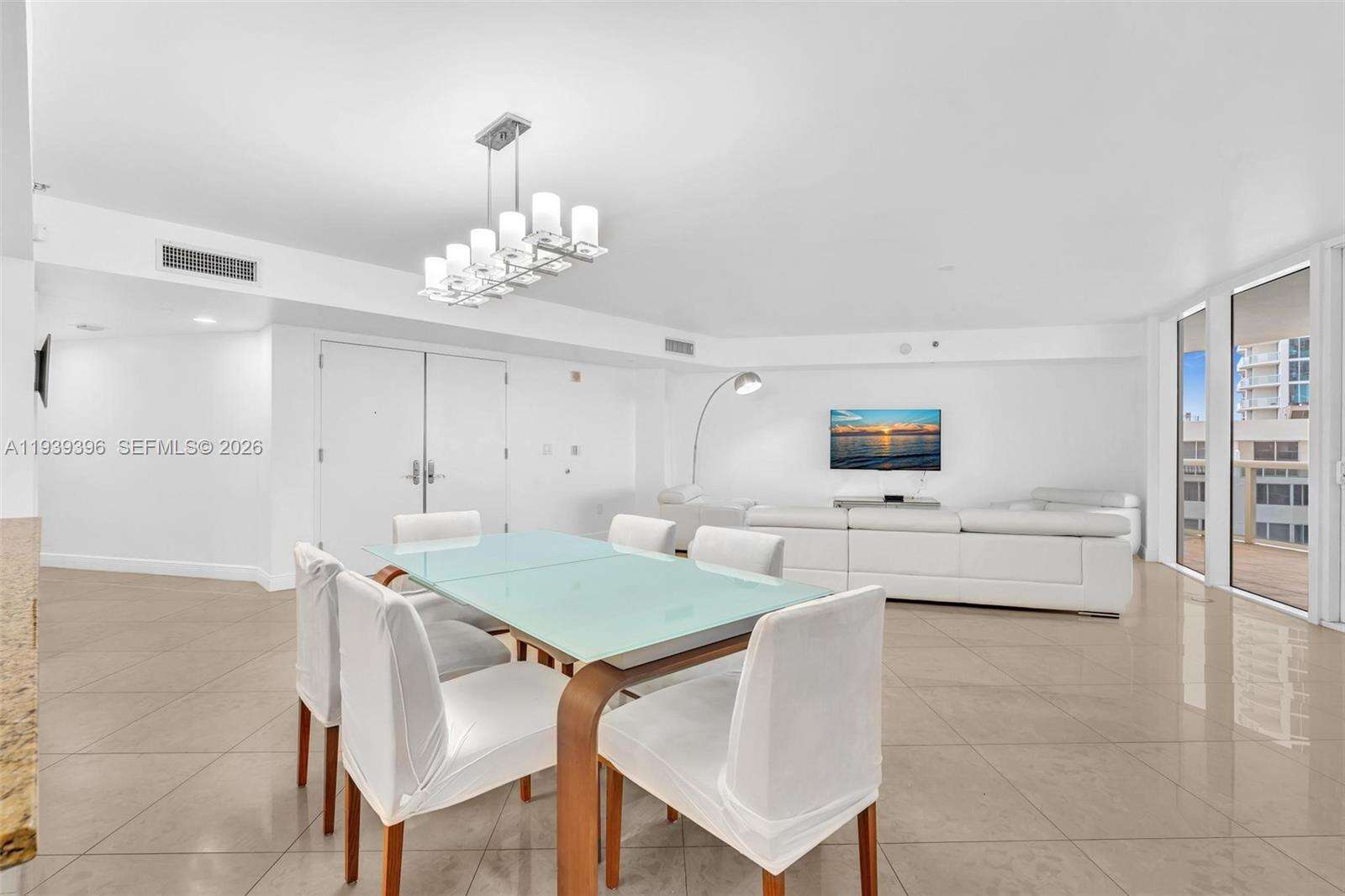 OCEAN FOUR - 17201 Collins Ave, Sunny Isles Beach, FL 33160 | Picture 17