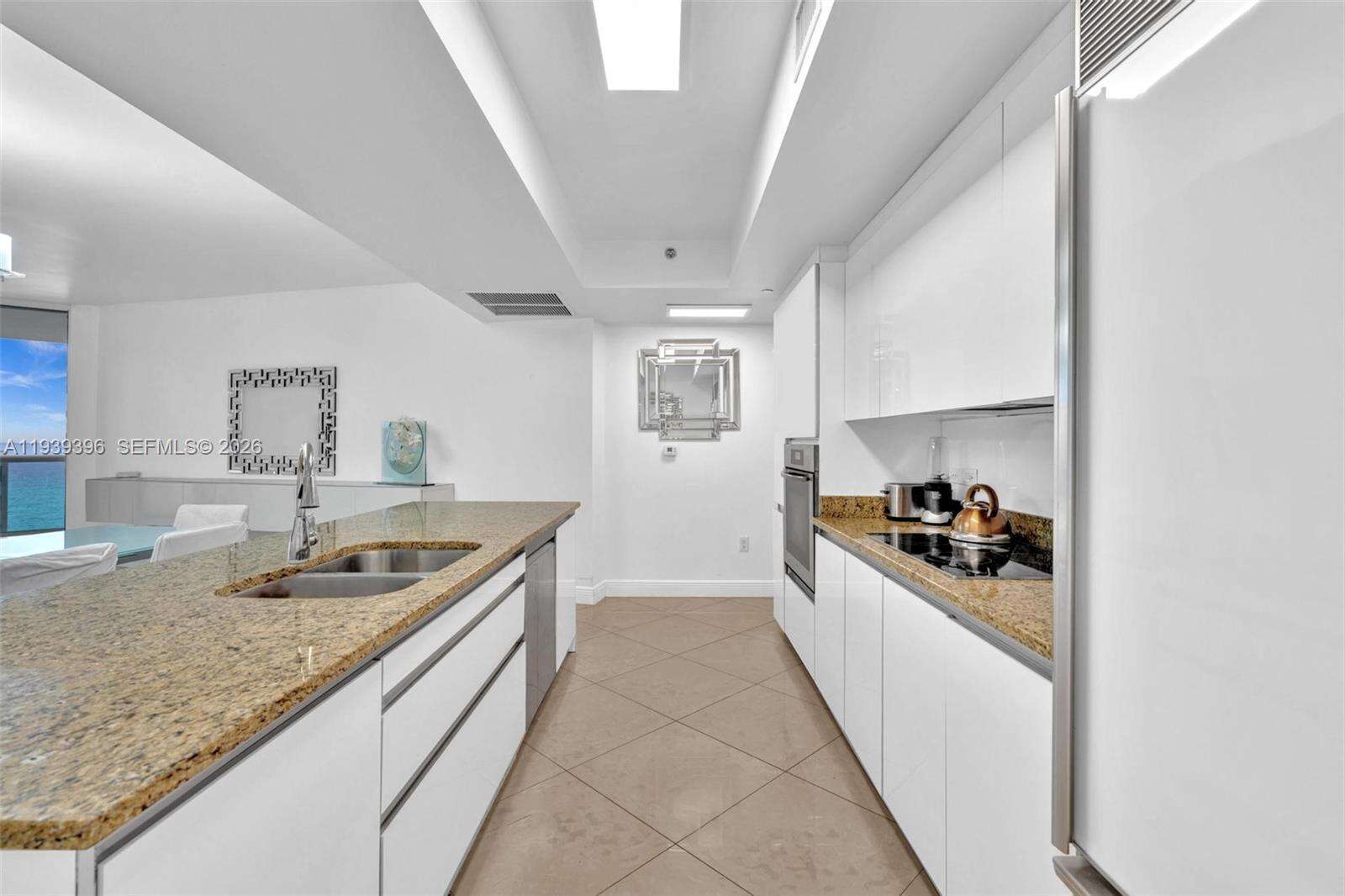 OCEAN FOUR - 17201 Collins Ave, Sunny Isles Beach, FL 33160 | Picture 19