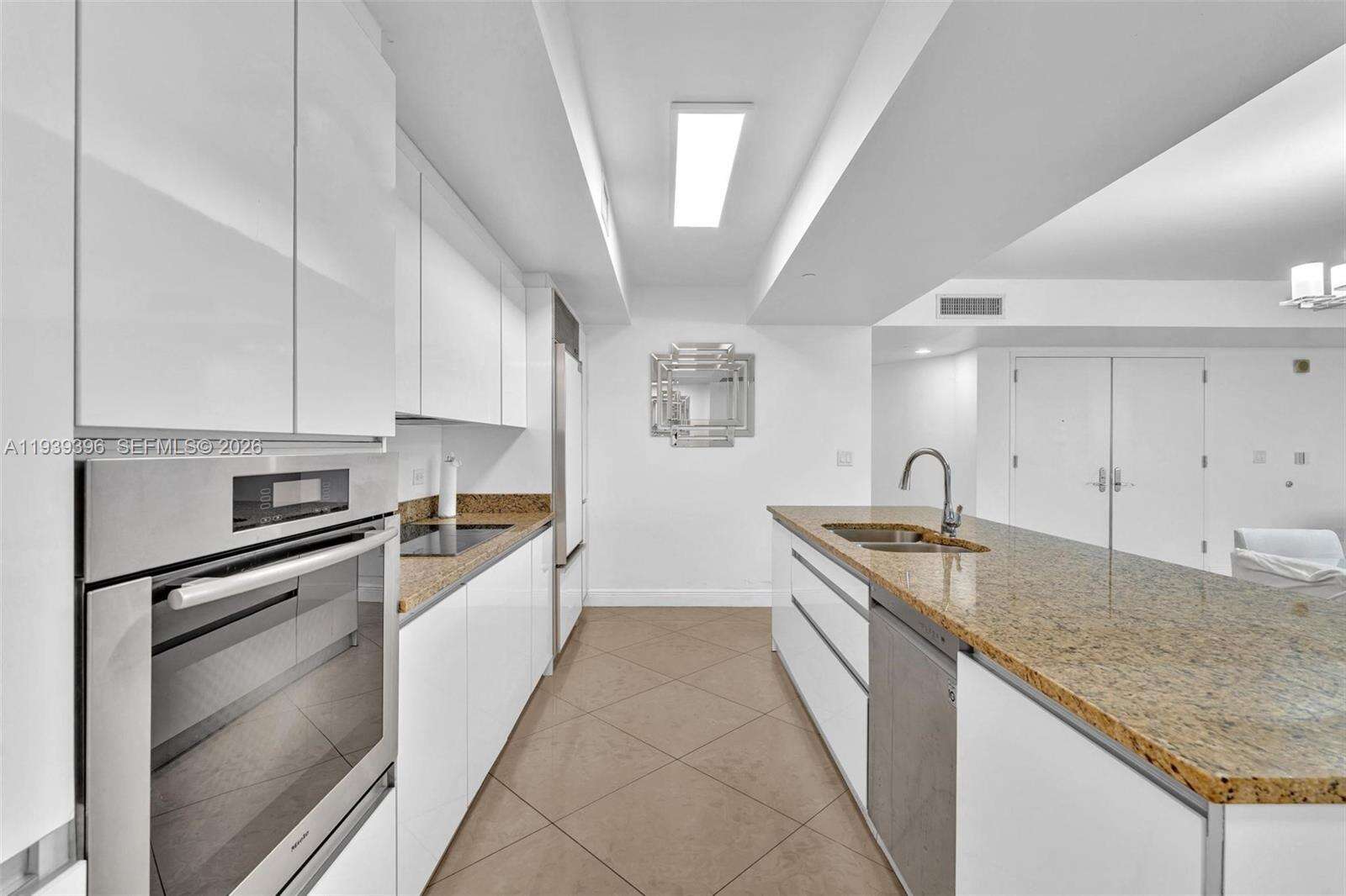 OCEAN FOUR - 17201 Collins Ave, Sunny Isles Beach, FL 33160 | Picture 21