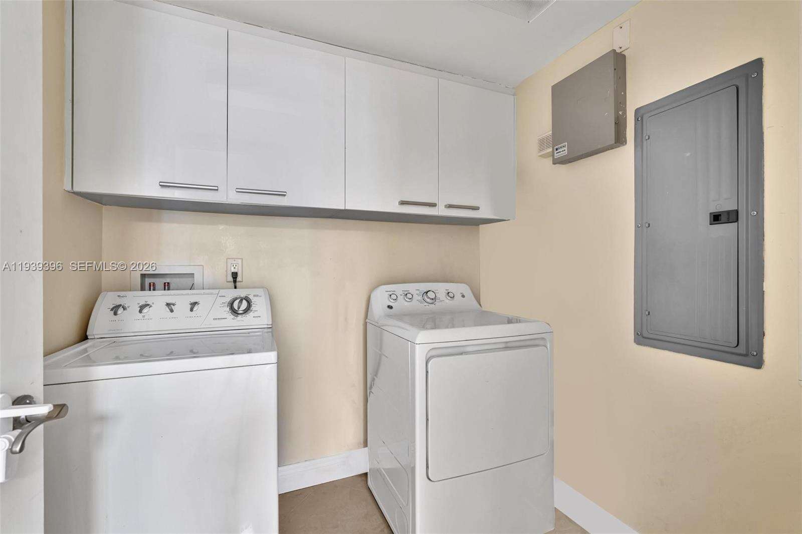 OCEAN FOUR - 17201 Collins Ave, Sunny Isles Beach, FL 33160 | Picture 24