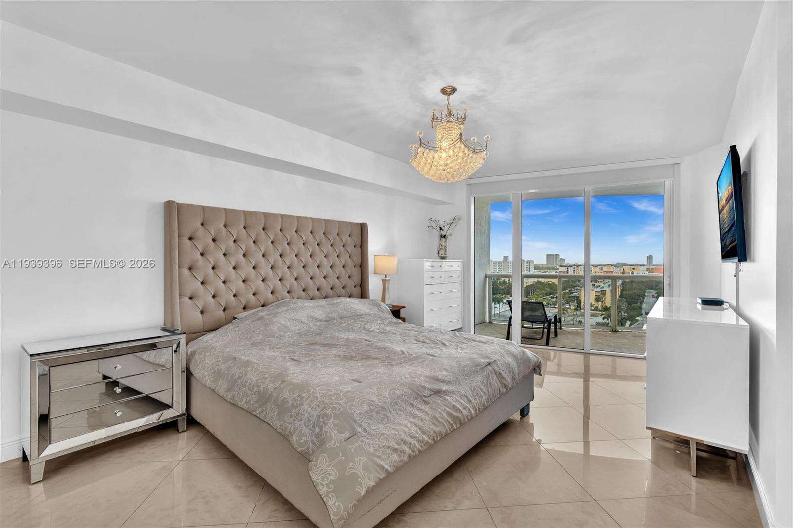 OCEAN FOUR - 17201 Collins Ave, Sunny Isles Beach, FL 33160 | Picture 25