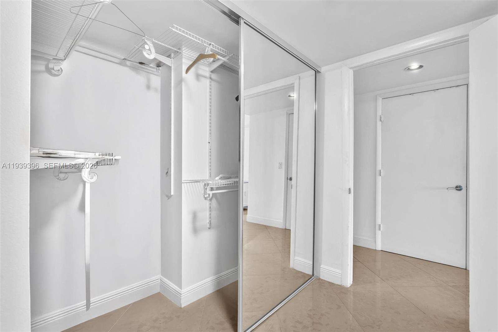 OCEAN FOUR - 17201 Collins Ave, Sunny Isles Beach, FL 33160 | Picture 41