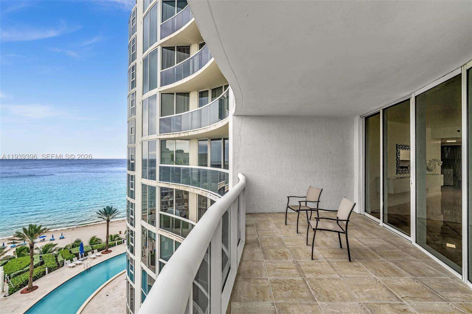 OCEAN FOUR - 17201 Collins Ave, Sunny Isles Beach, FL 33160 | Picture 7