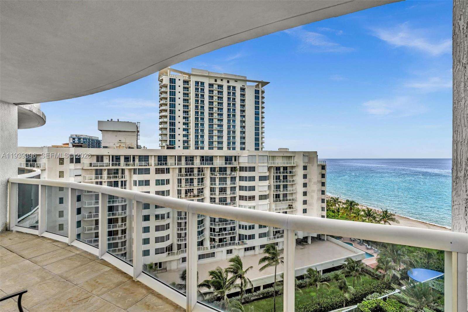 OCEAN FOUR - 17201 Collins Ave, Sunny Isles Beach, FL 33160 | Picture 10