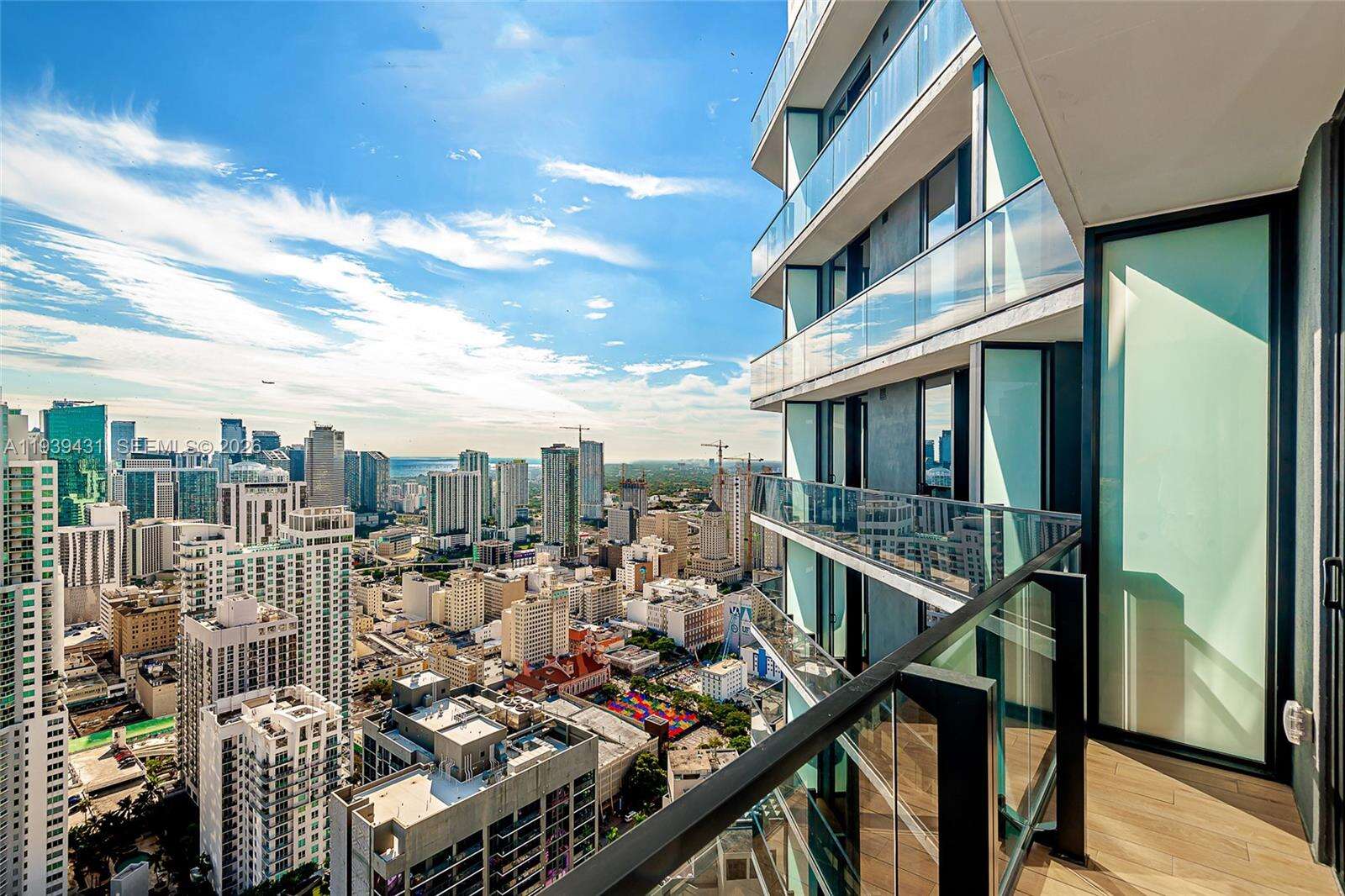The Elser at 398 5 St, Miami, FL 33132 - For Sale photo 2