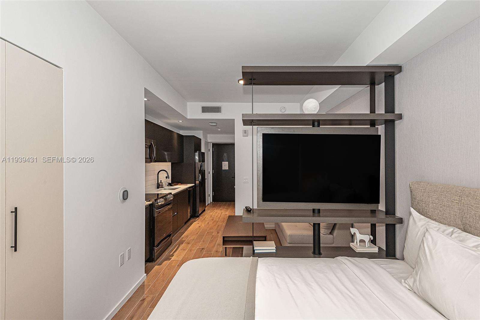 The Elser at 398 5 St, Miami, FL 33132 - For Sale photo 8