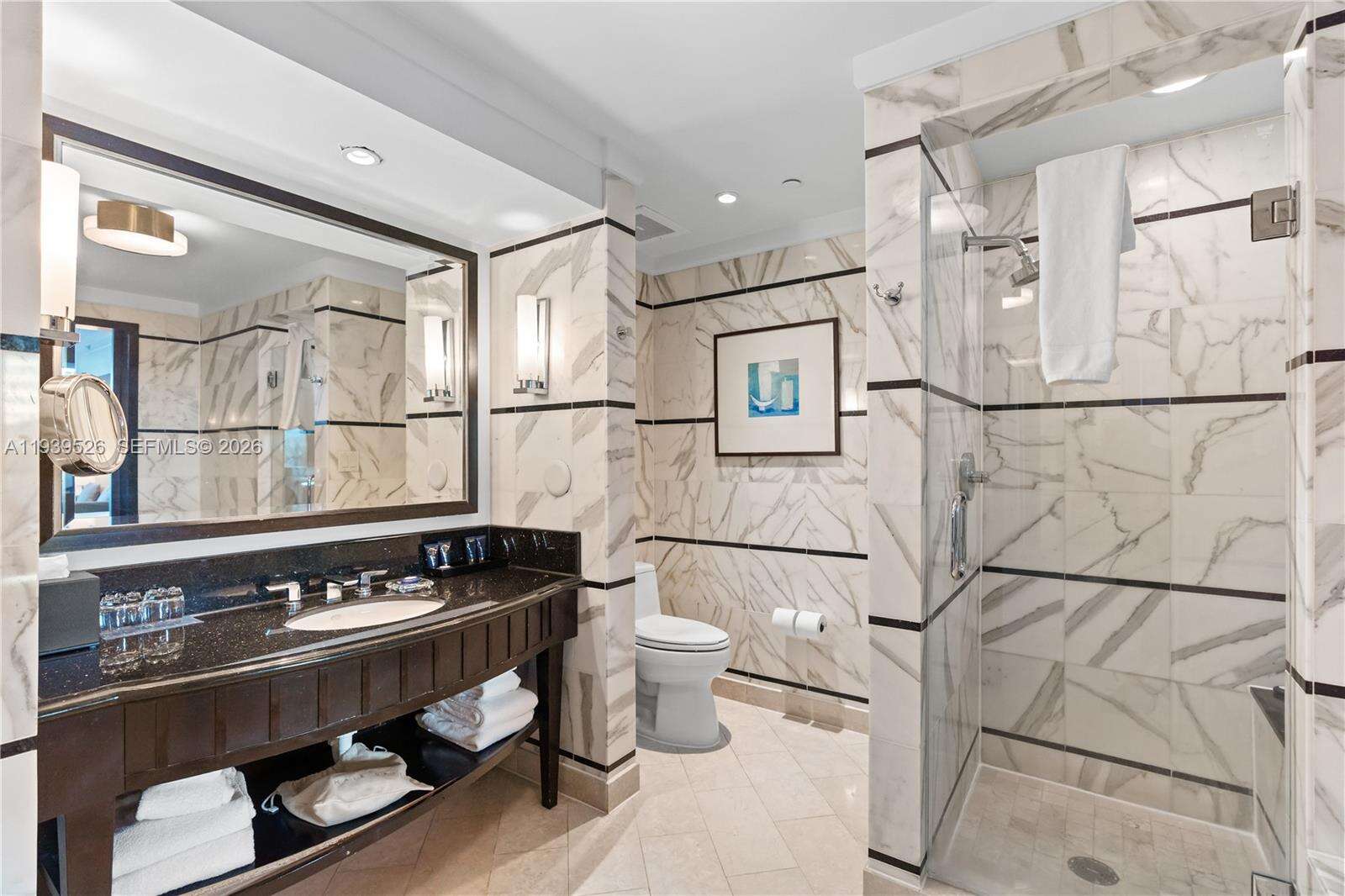 Fontainebleau 3 at 4391 Collins Ave, Miami Beach, FL 33140 - For Sale photo 15