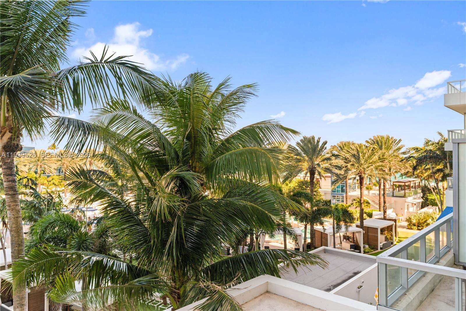 Fontainebleau 3 at 4391 Collins Ave, Miami Beach, FL 33140 - For Sale photo 20