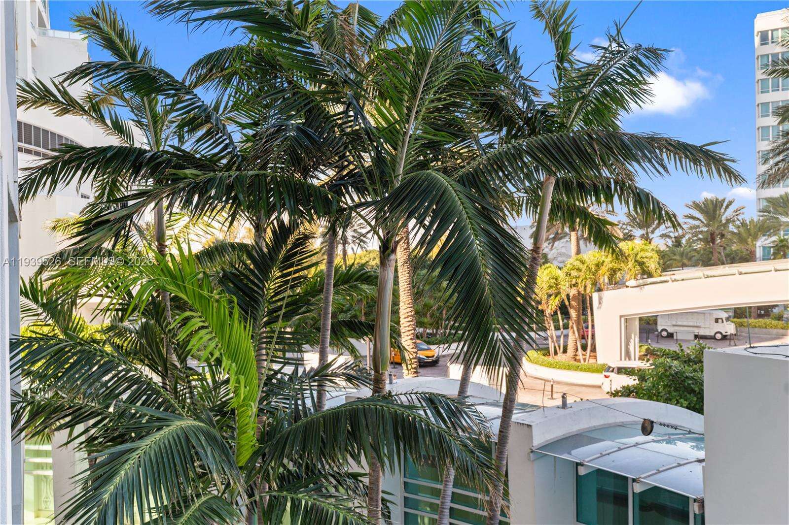Fontainebleau 3 at 4391 Collins Ave, Miami Beach, FL 33140 - For Sale photo 21