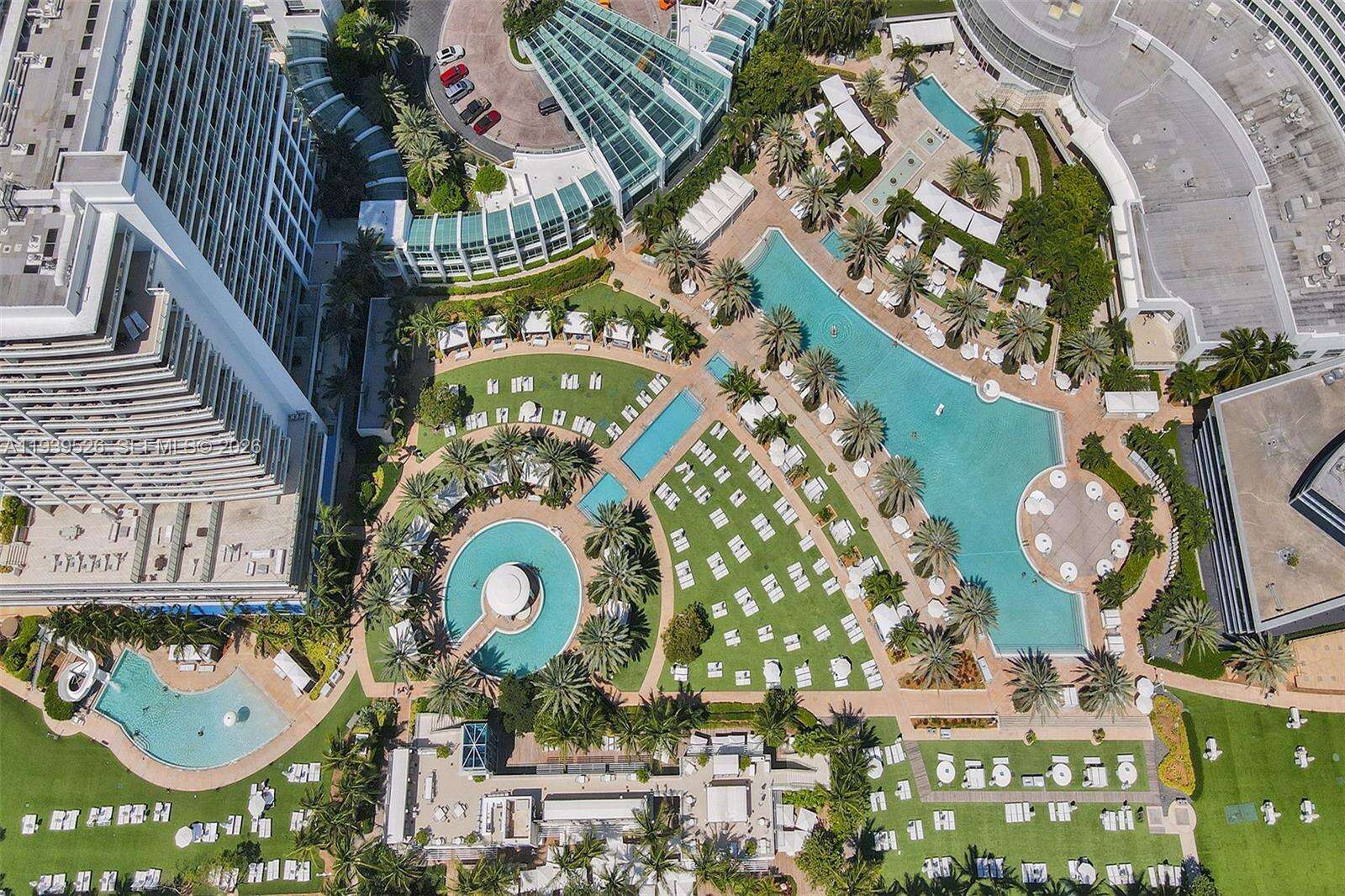 Fontainebleau 3 at 4391 Collins Ave, Miami Beach, FL 33140 - For Sale photo 24