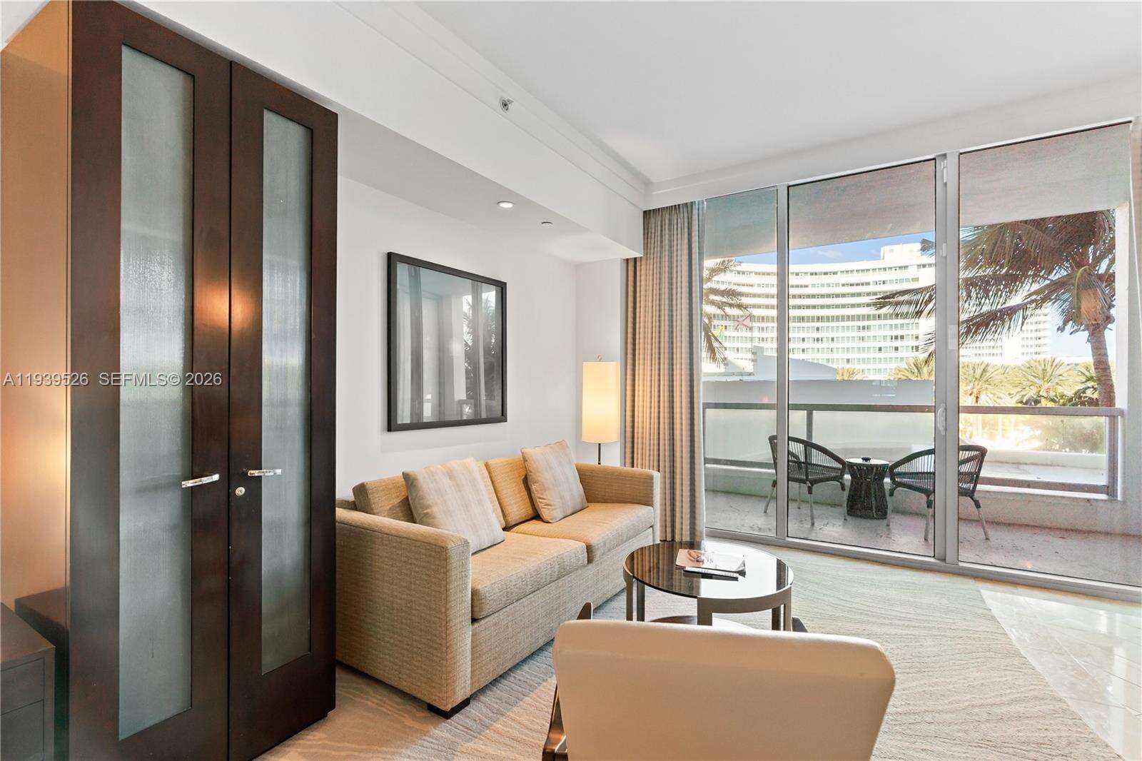Fontainebleau 3 at 4391 Collins Ave, Miami Beach, FL 33140 - For Sale photo 4