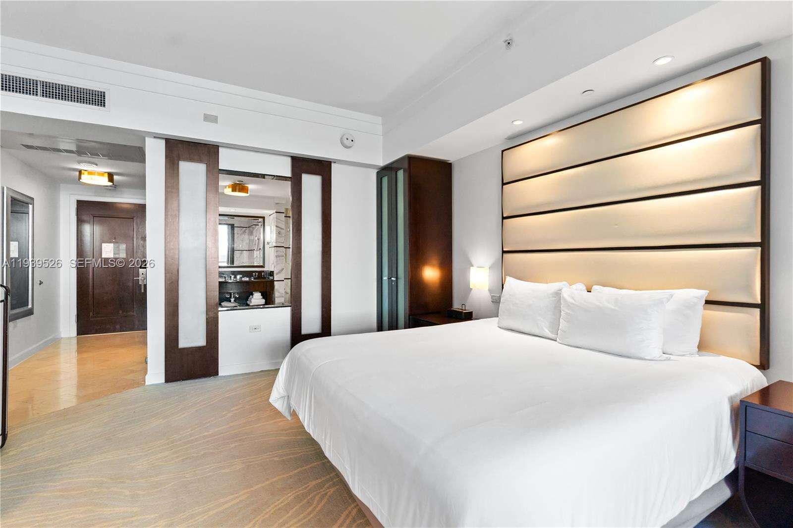 Fontainebleau 3 at 4391 Collins Ave, Miami Beach, FL 33140 - For Sale photo 5