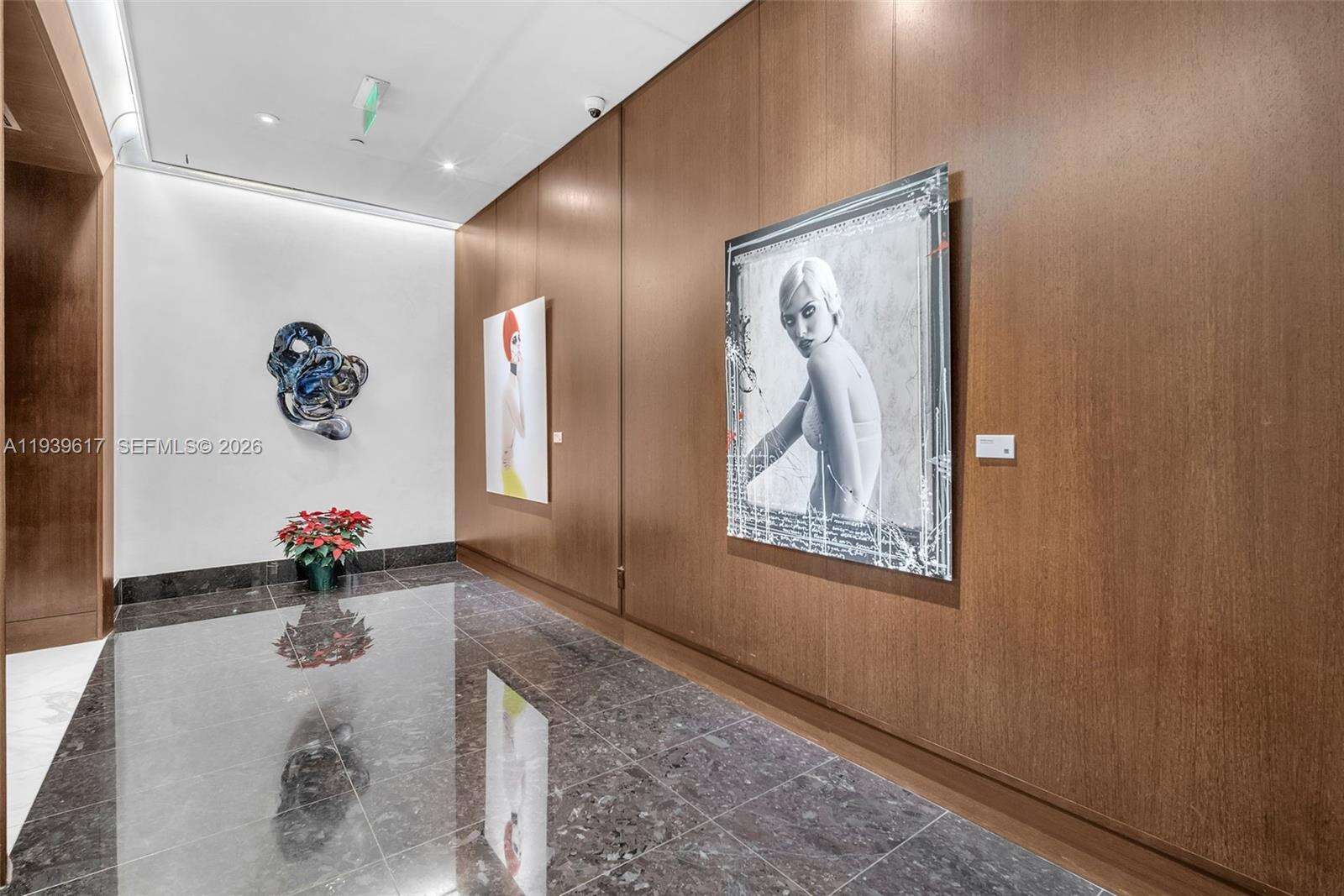 EPIC WEST - 200 Biscayne Blvd Way, Miami, FL 33131 | Picture 29