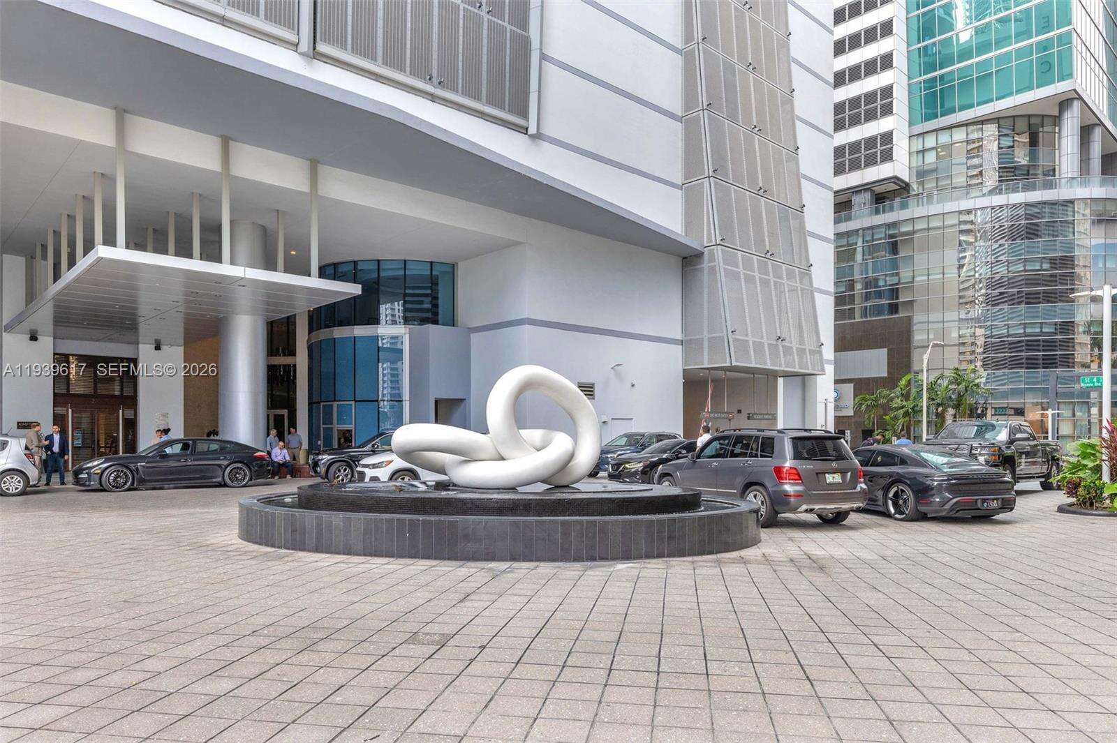 EPIC WEST - 200 Biscayne Blvd Way, Miami, FL 33131 | Picture 31