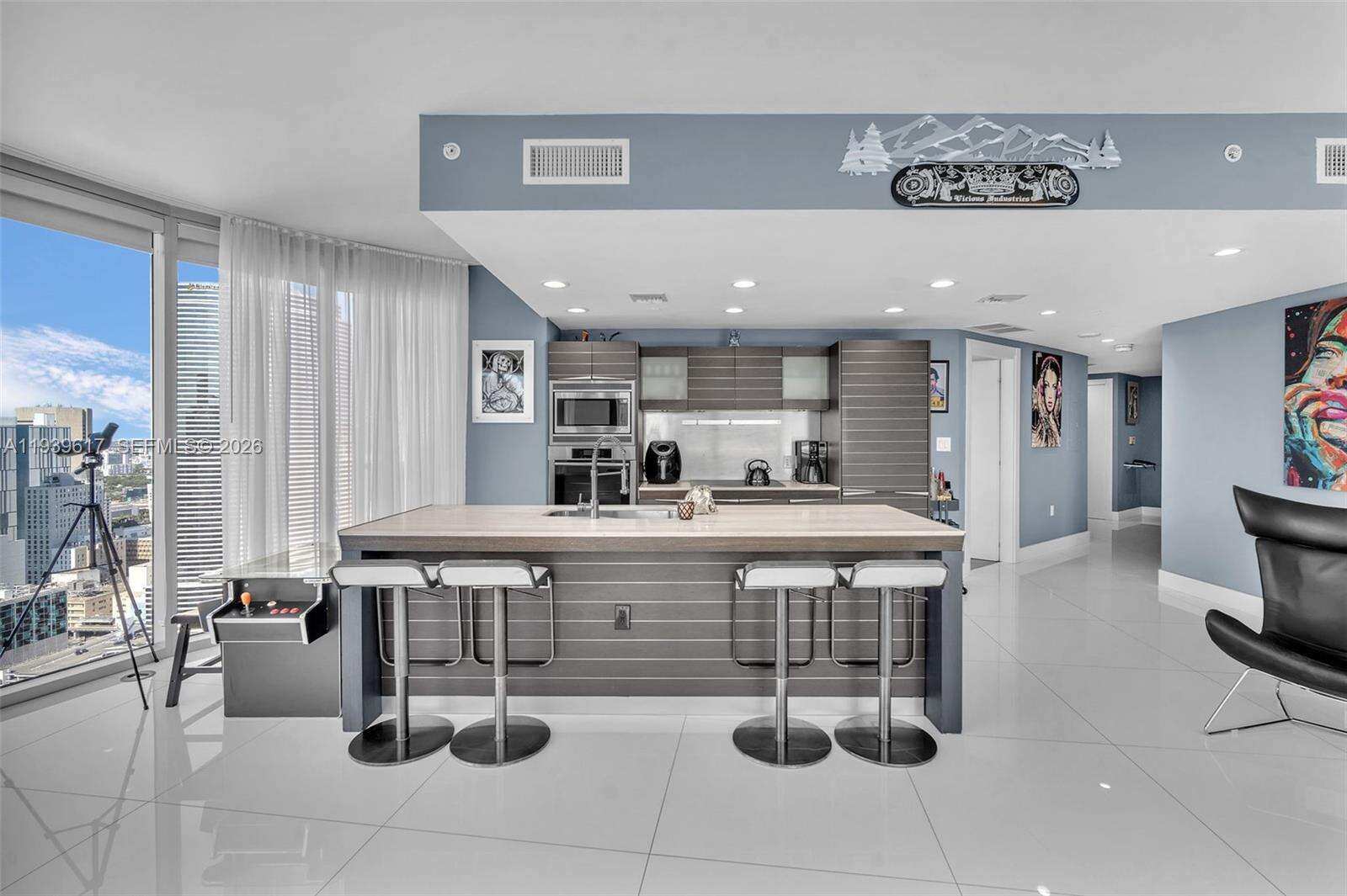 EPIC WEST - 200 Biscayne Blvd Way, Miami, FL 33131 | Picture 8