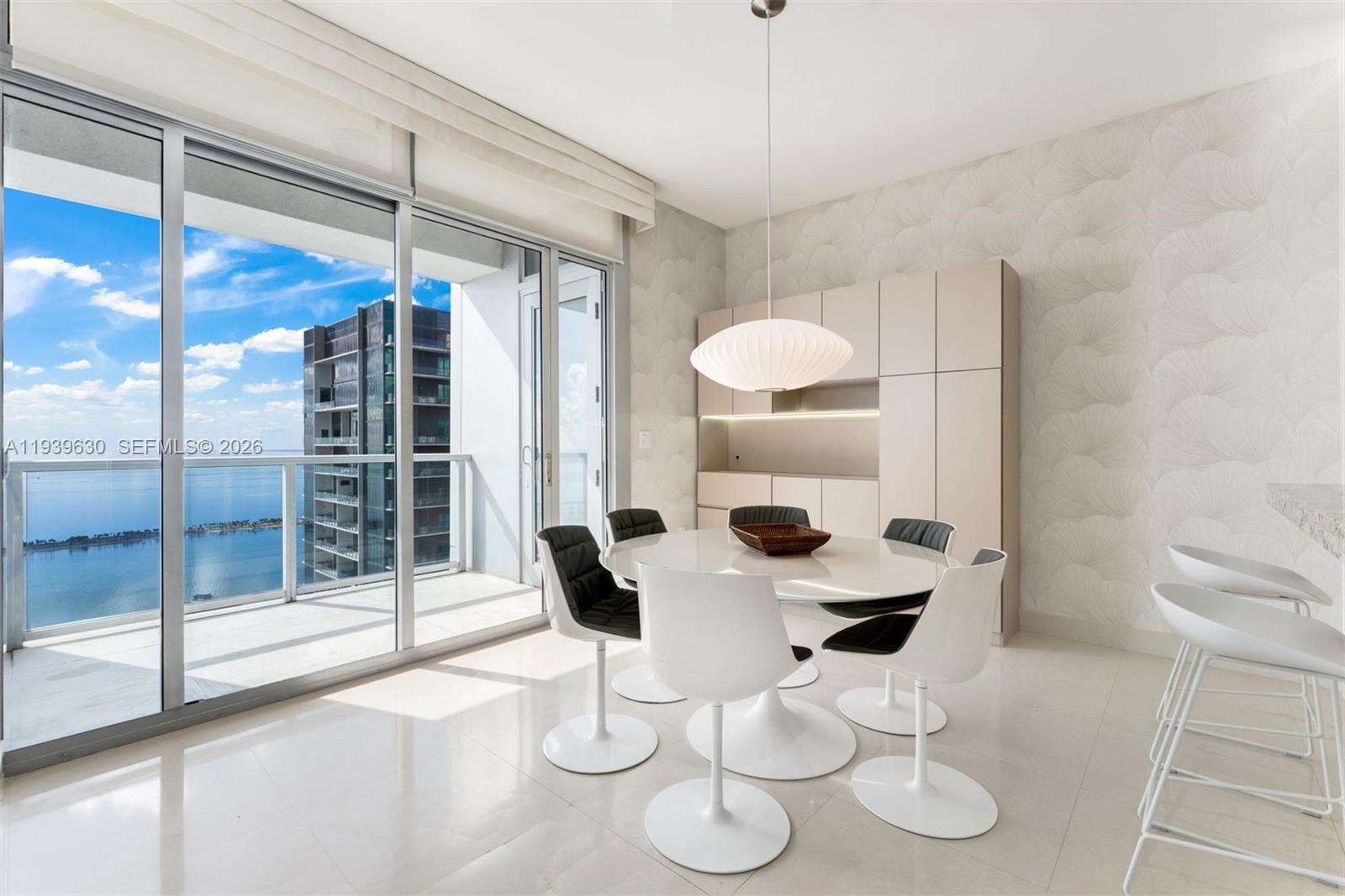 MILLENNIUM TOWER - 1425 Brickell Ave, Miami, FL 33131 | Picture 3
