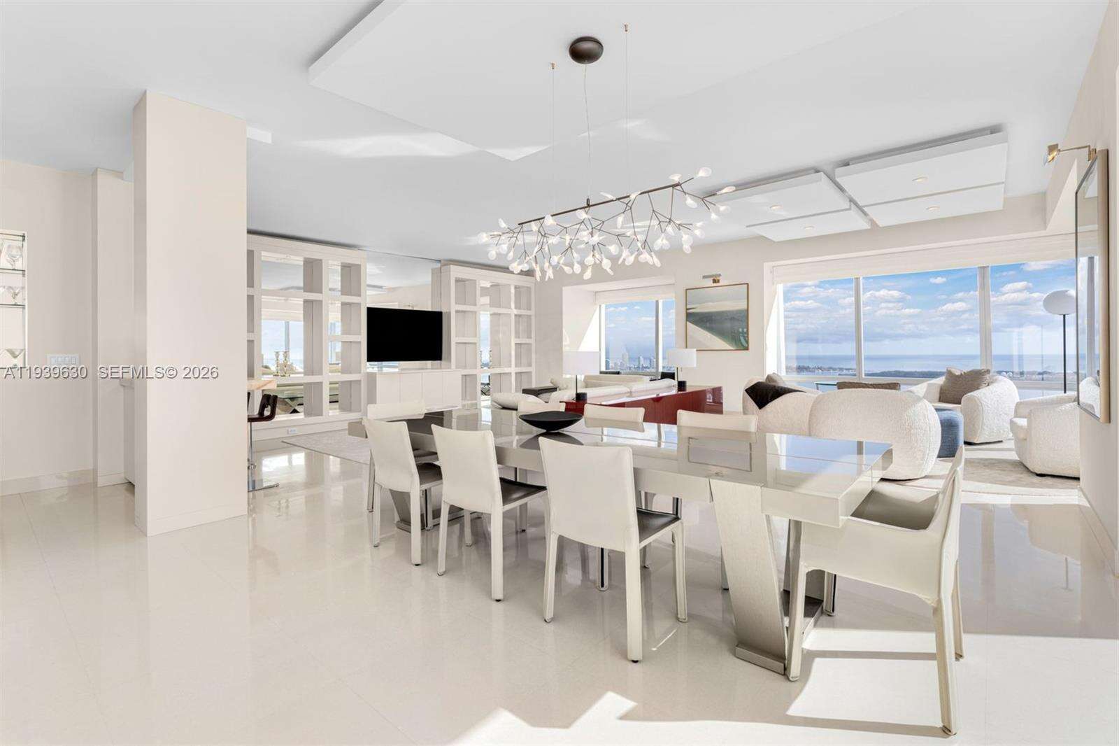 MILLENNIUM TOWER - 1425 Brickell Ave, Miami, FL 33131 | Picture 5