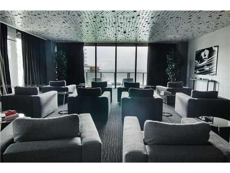 Icon Bay at 460 28 St, Miami, FL 33137 - For Sale photo 18