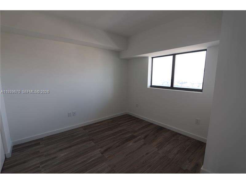Icon Bay at 460 28 St, Miami, FL 33137 - For Sale photo 9