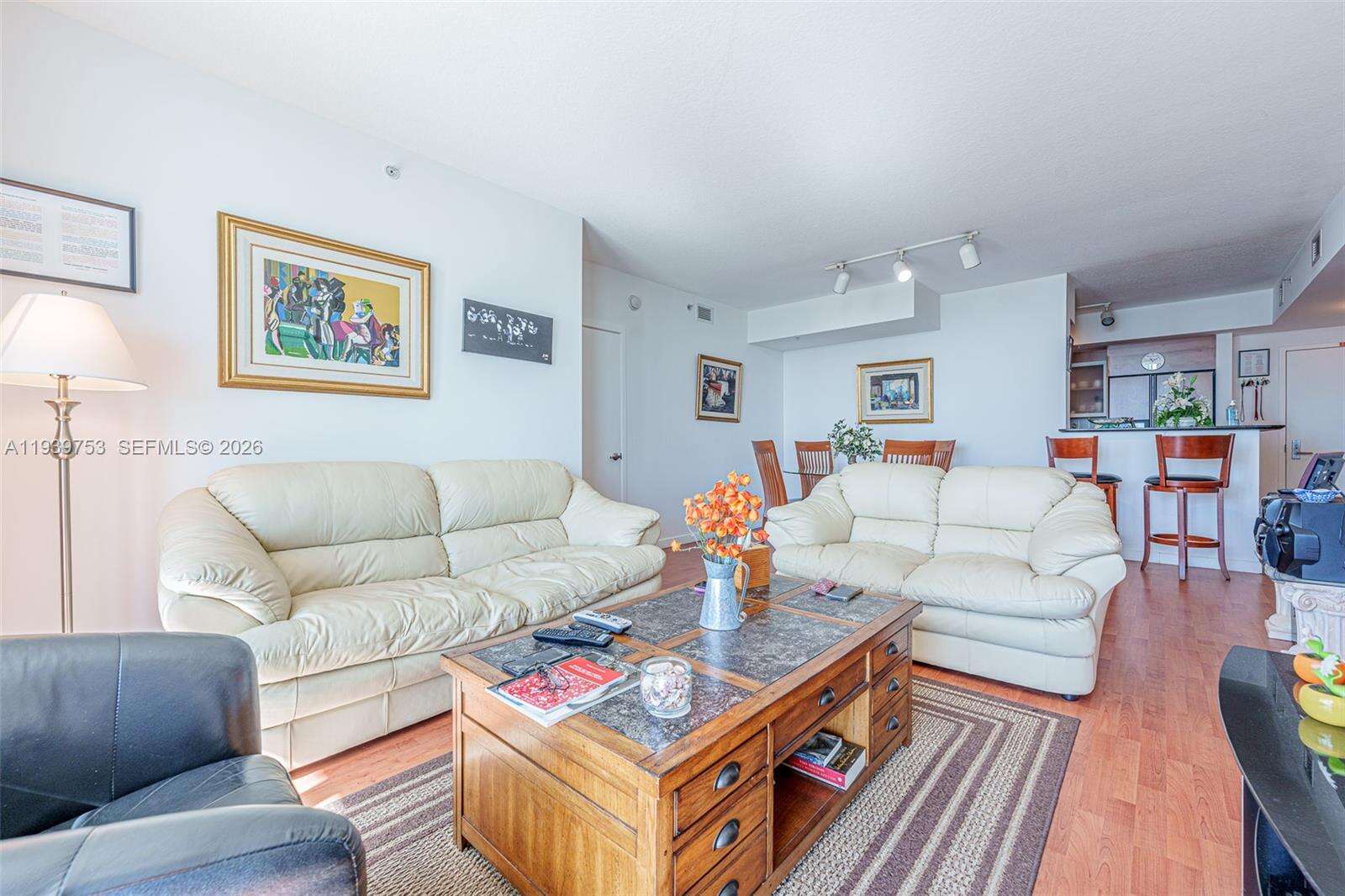 One Miami East at 335 Biscayne Blvd, Miami, FL 33131 - For Sale photo 19