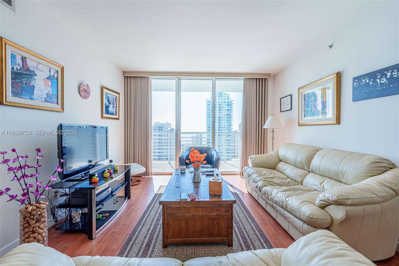 One Miami East at 335 Biscayne Blvd, Miami, FL 33131 - For Sale photo 22