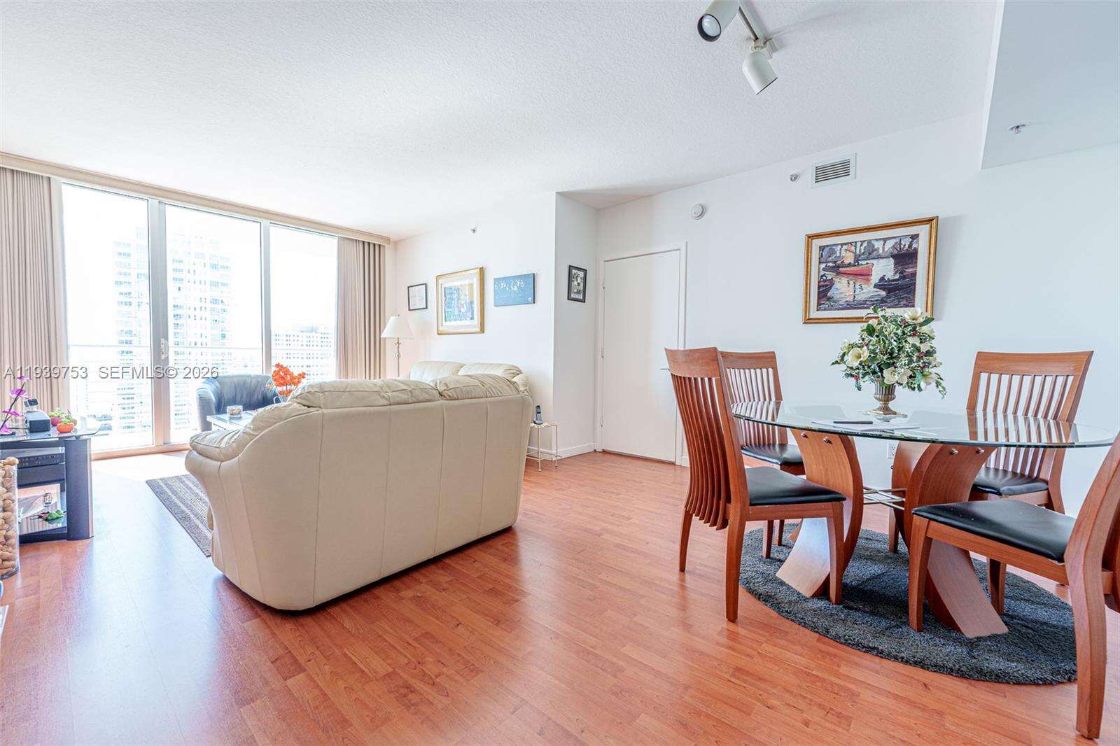 One Miami East at 335 Biscayne Blvd, Miami, FL 33131 - For Sale photo 23