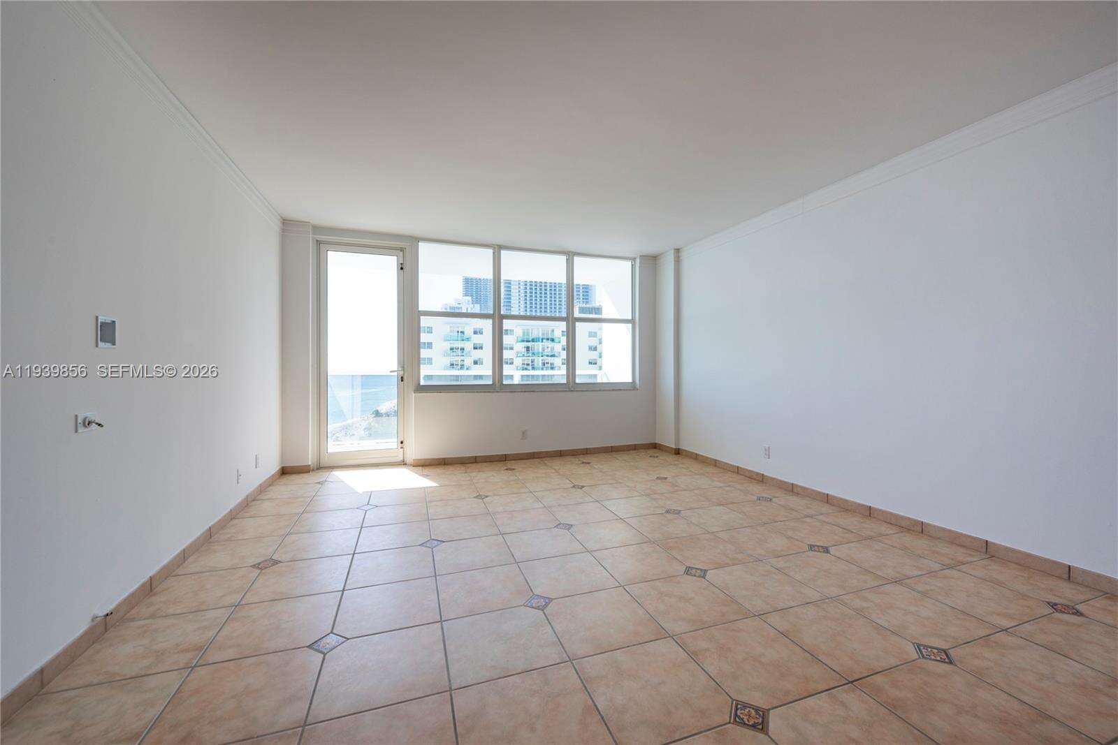 Sea Air Towers at 3725 Ocean Dr, Hollywood, FL 33019 - For Sale photo 13