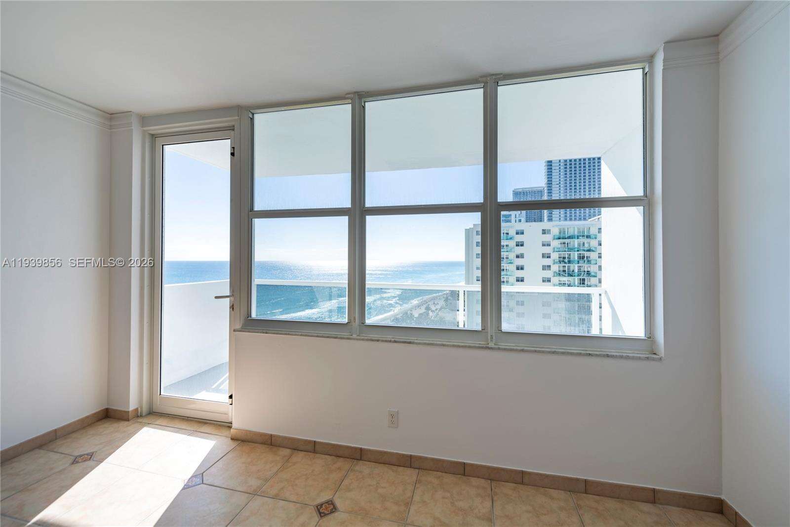 Sea Air Towers at 3725 Ocean Dr, Hollywood, FL 33019 - For Sale photo 15