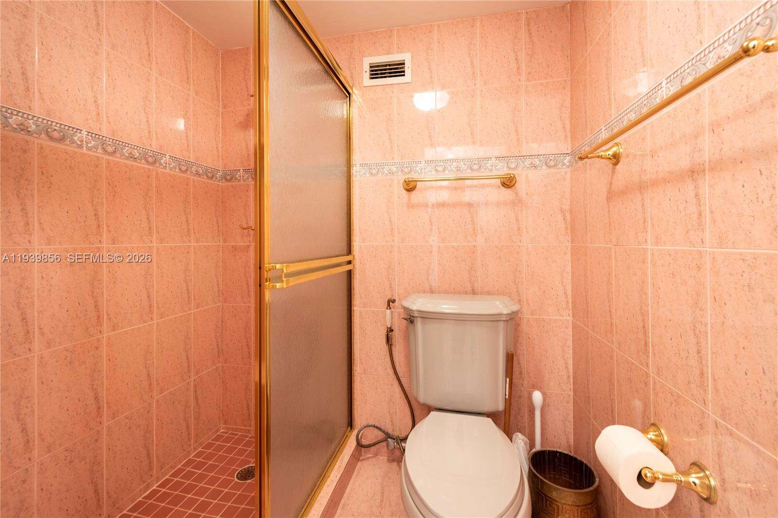 Sea Air Towers at 3725 Ocean Dr, Hollywood, FL 33019 - For Sale photo 21