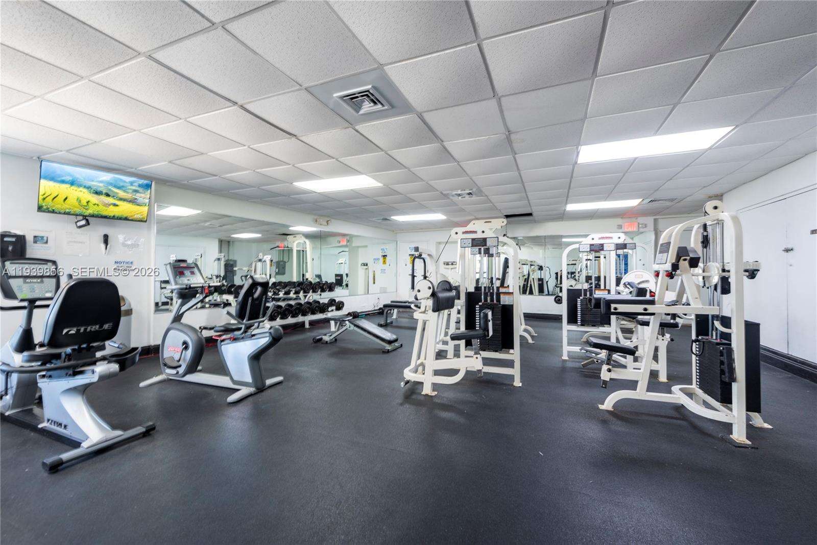 Sea Air Towers at 3725 Ocean Dr, Hollywood, FL 33019 - For Sale photo 28